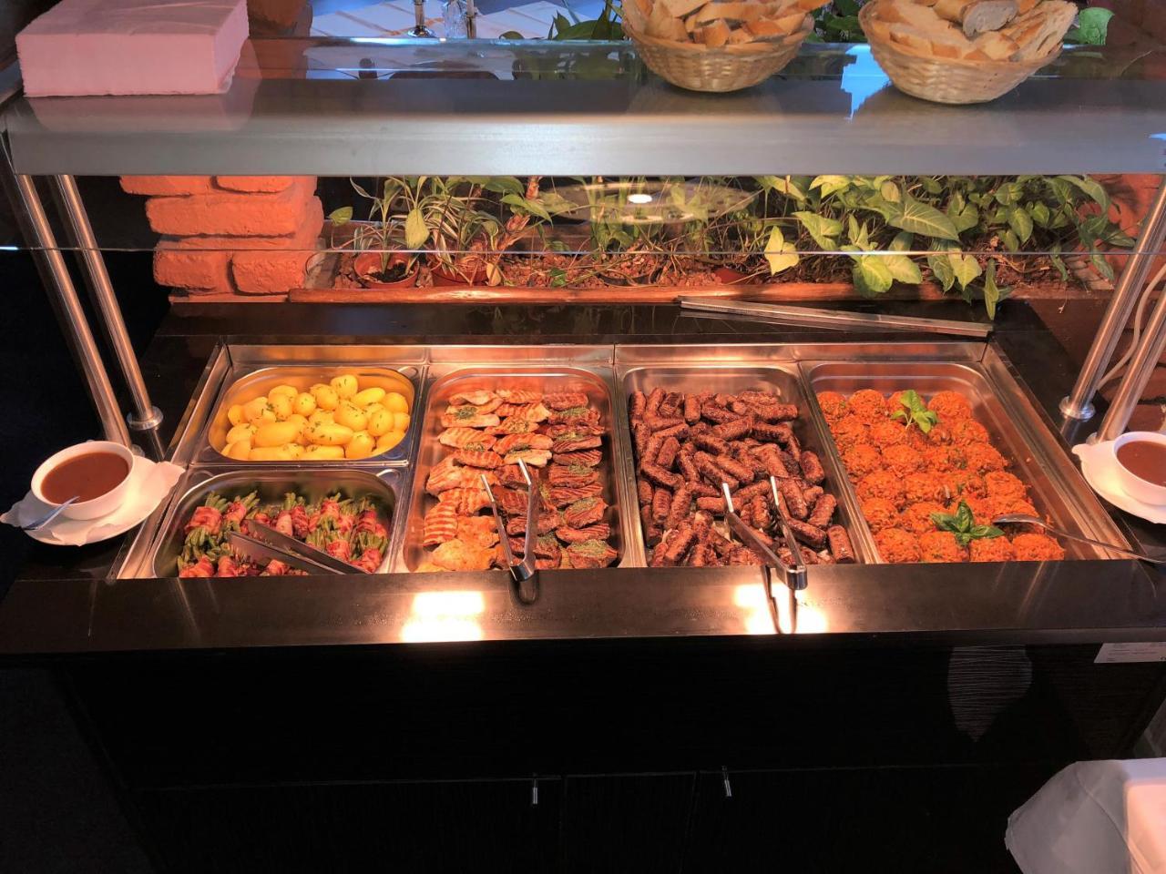 Hotel Restaurant Balkan Trewir Zewnętrze zdjęcie
